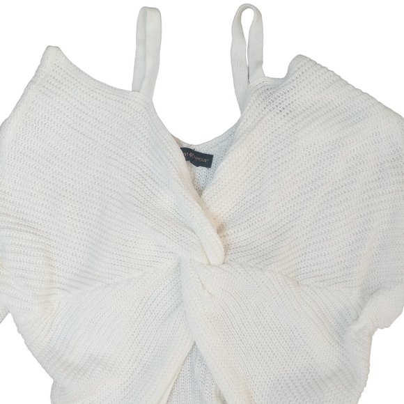 Almost Famous Y2K Plus Size Sweater - Picture 3 of 10